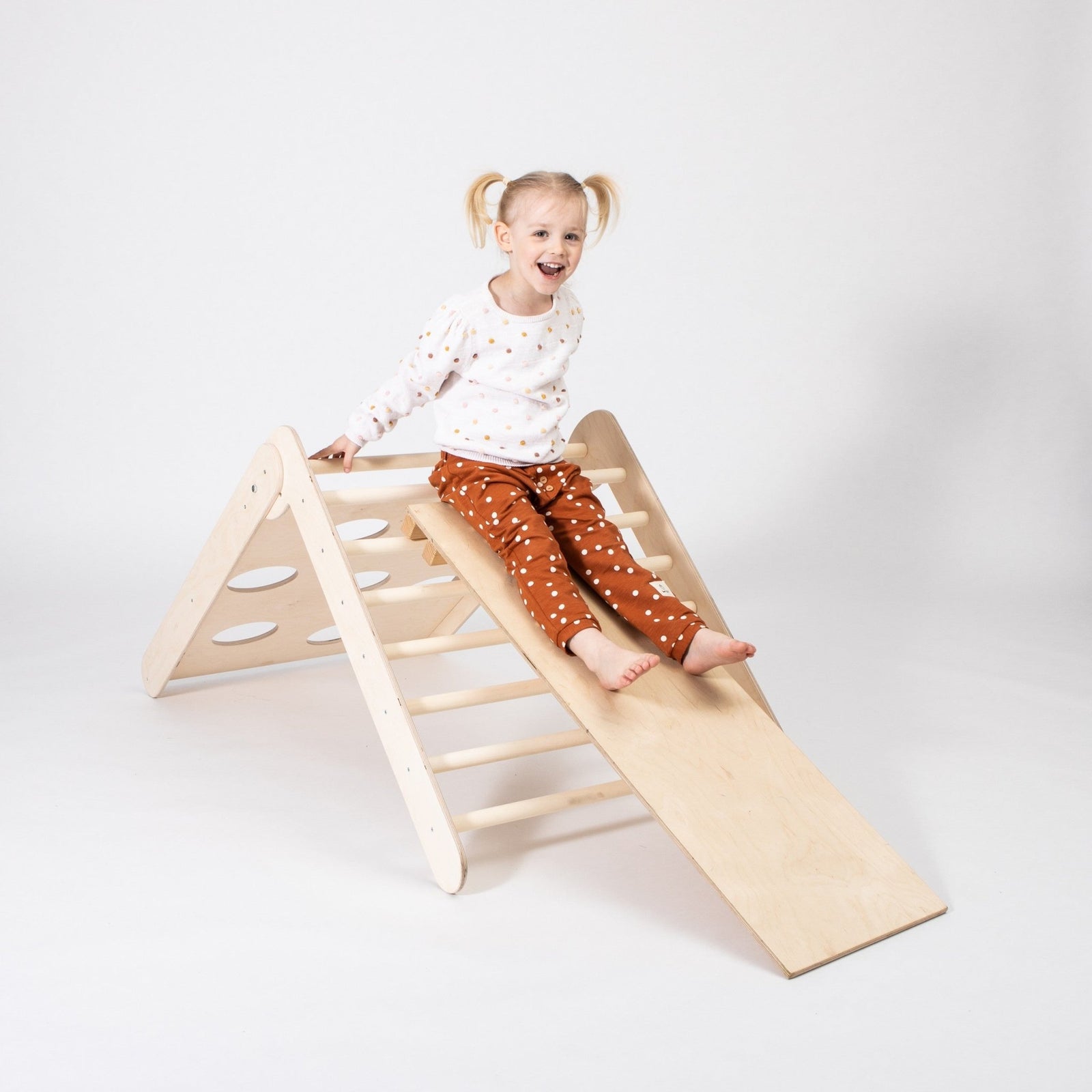 Triangle d'Escalade Pliable & Rampe (2 - en - 1) – Ajustable & Évolutif – Montessori pour enfant – photo 2