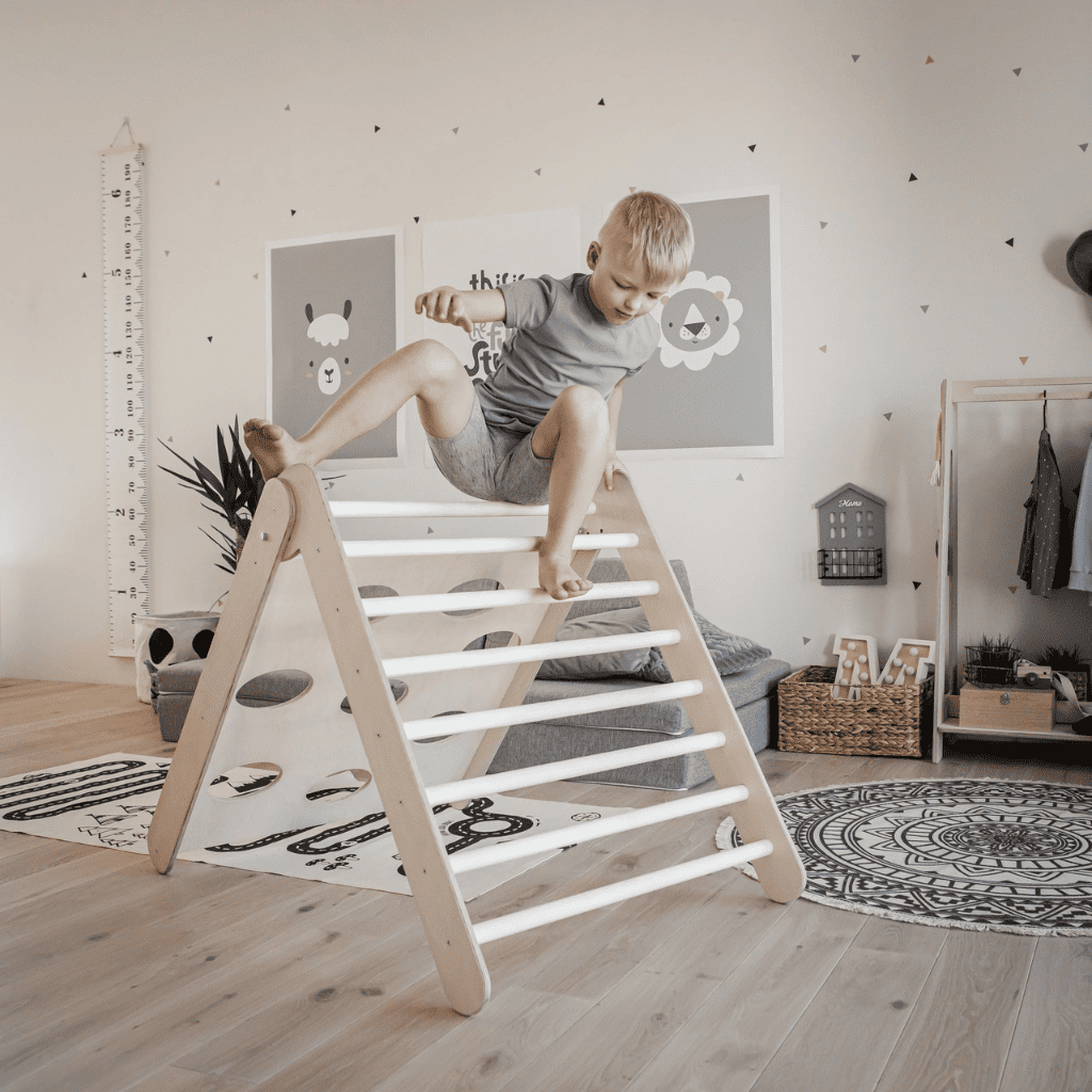 Triangle d'Escalade Pliable & Ajustable "Pikler" – Évolutif (2 Positions) – Montessori pour enfant – photo 3