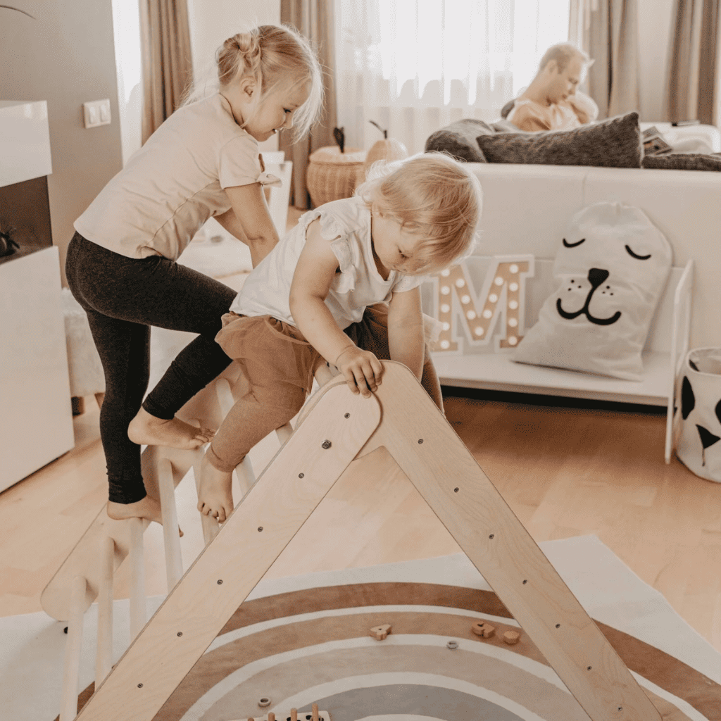 Triangle d'Escalade Pliable "Pikler" – Ajustable (2 Niveaux) – Montessori pour enfant – photo 8