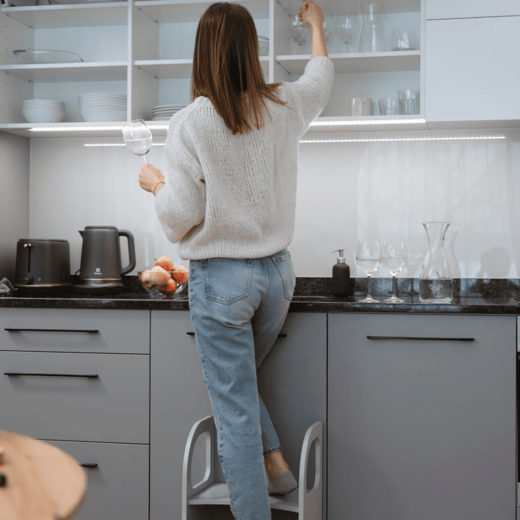 Marchepied Évolutif Enfant MIIMO® en BurlyWood | Motricidade Tinitto – Fabrication européenne