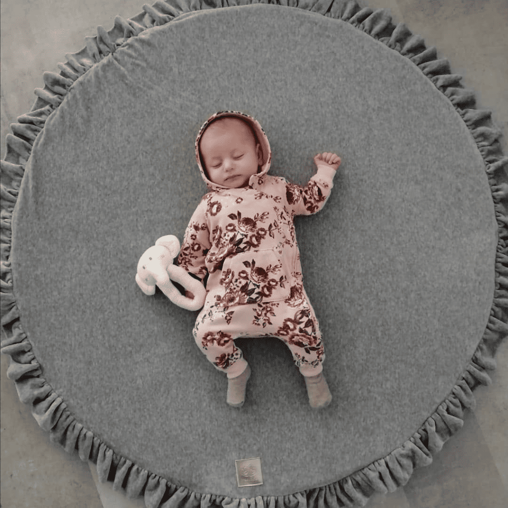 Velura – Tapis de Jeu Rond en Velours Doux Pour Bébé en MidnightBlue | Conforto Tinitto – Fabrication européenne