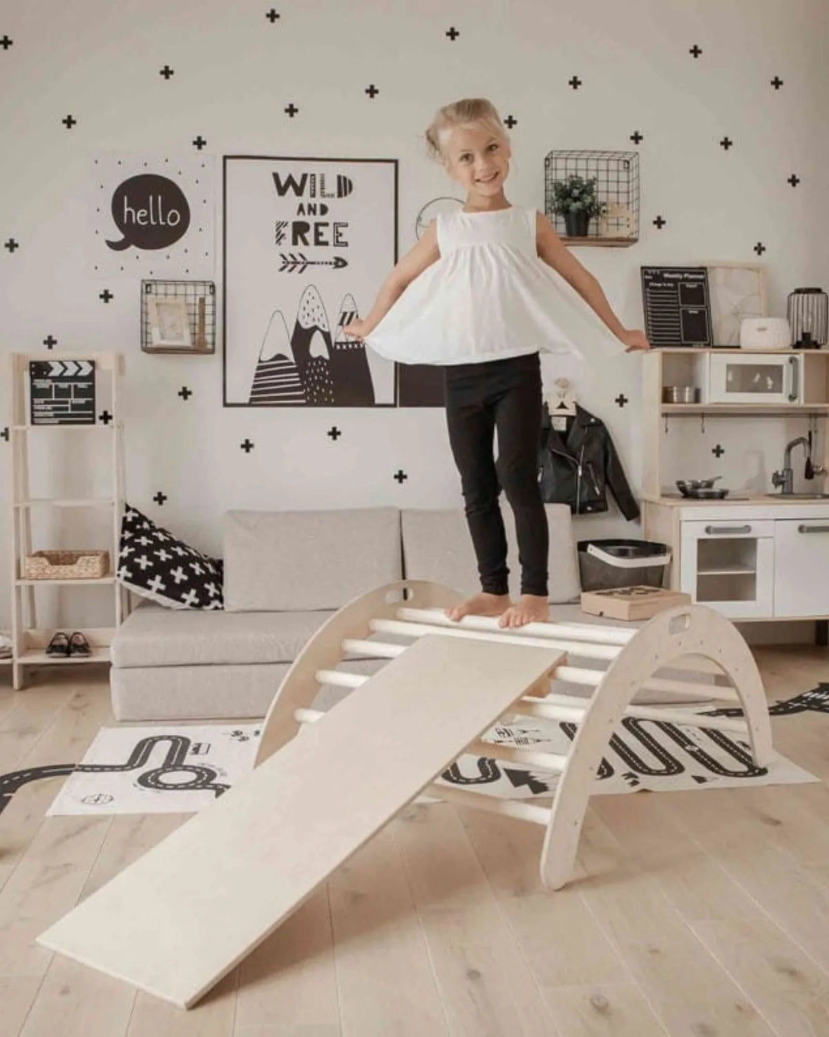 Arche d'Escalade & Bascule Montessori – 2-en-1 | Montessori House Bed