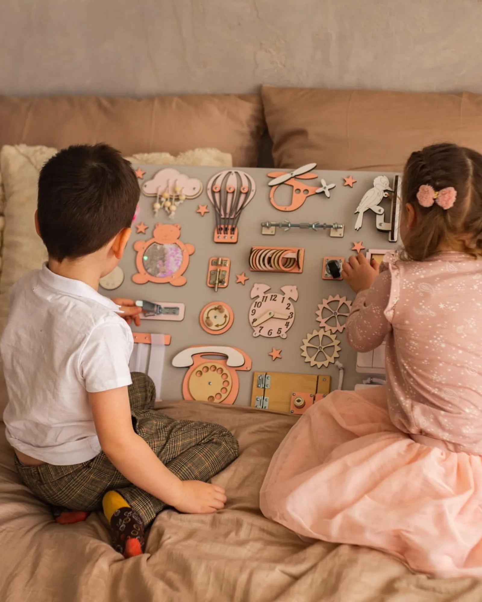 Busy Board Montessori Marvel BusyBunnyToys – Planche Bois 50×60 cm – Jouets Montessori pour enfant | Tinitto