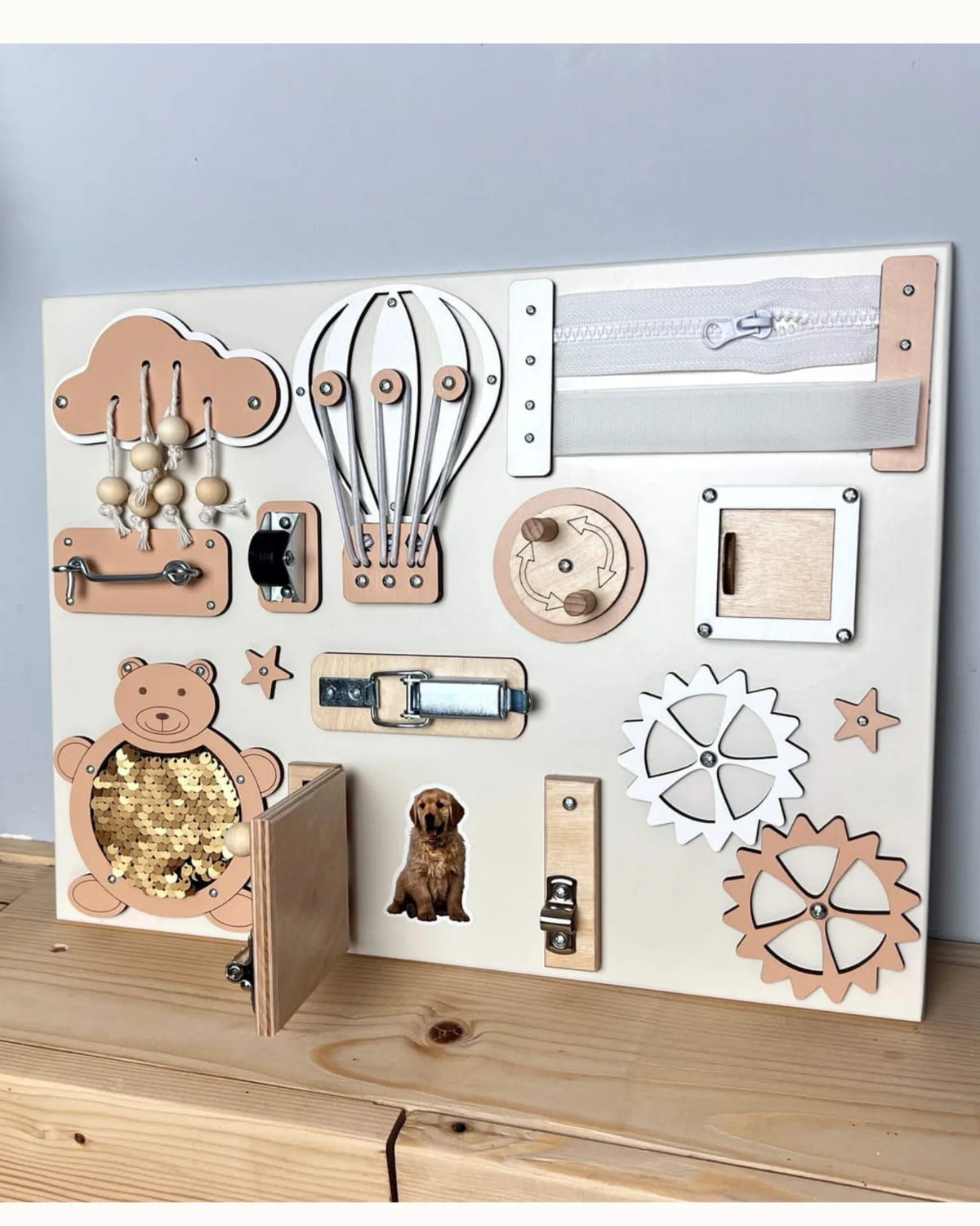 Busy Board Portes BusyBunnyToys – Planche Activité 30×40 cm
