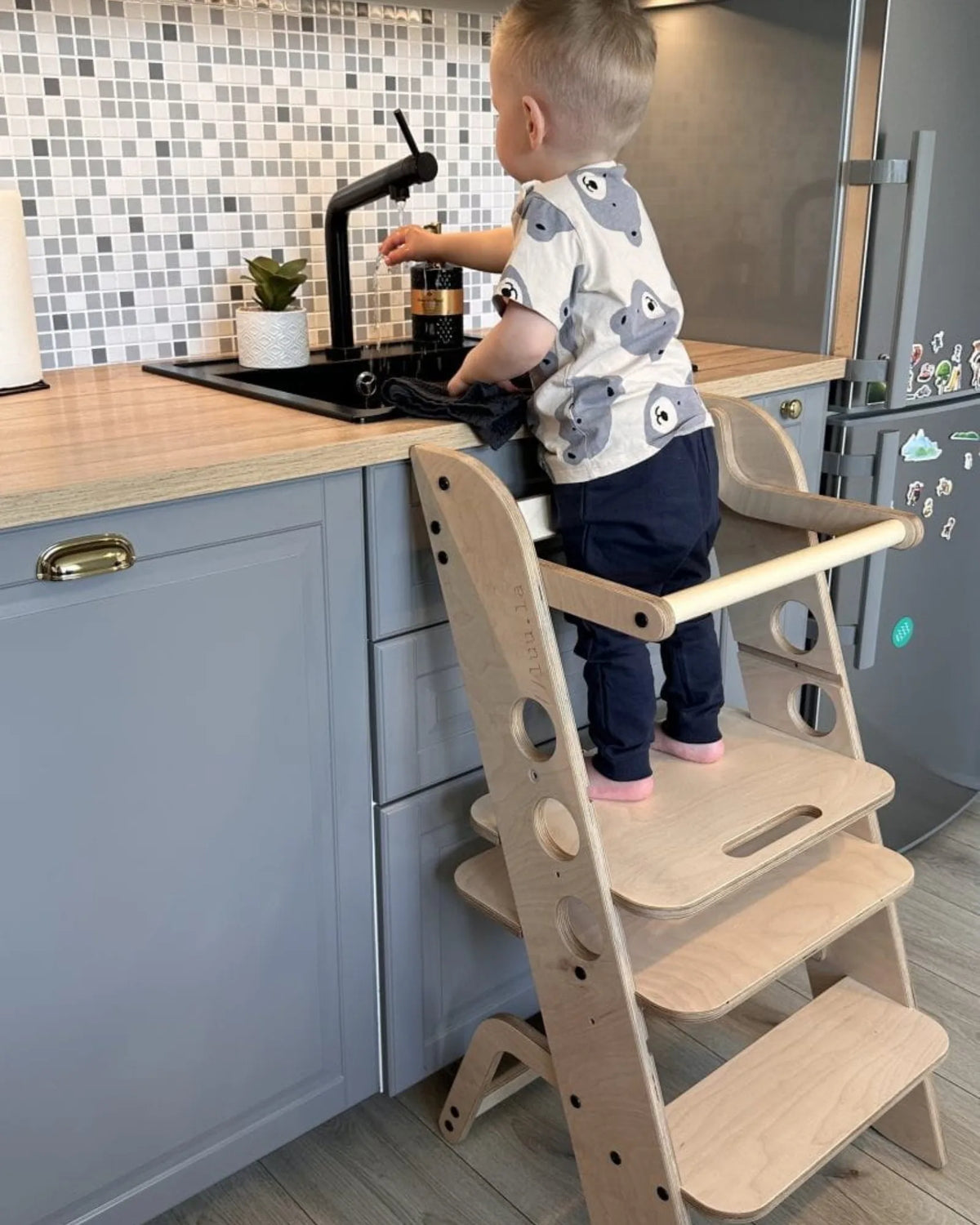 Chaise &amp; Tour d'Observation "Louis" – 3 - en - 1 Évolutif – Montessori pour enfant – photo 1