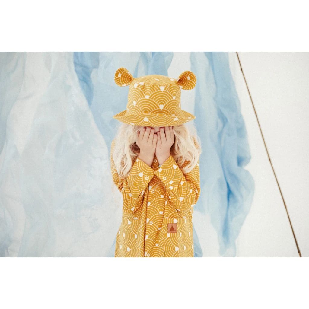 Chapeau Bébé Fantaisie - Oreilles & Vagues sur Moutarde