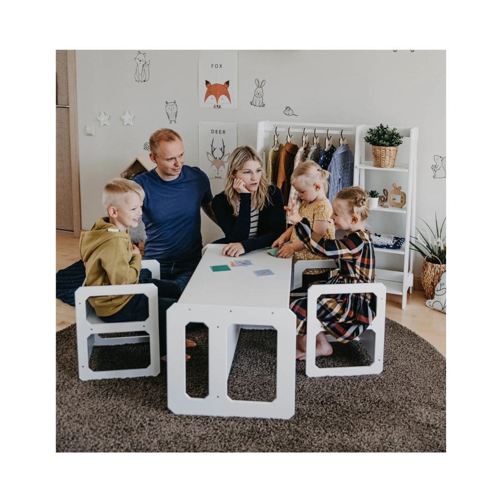 Ensemble Montessori Sevrage – Table + 2 Chaises