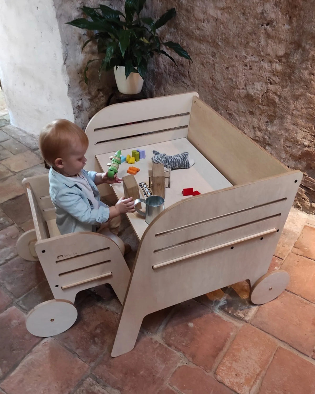 Ensemble Table & Chaise Évolutif "Wagon Wheel" – 1 - 10 ans (Luula) – Montessori pour enfant – photo 2