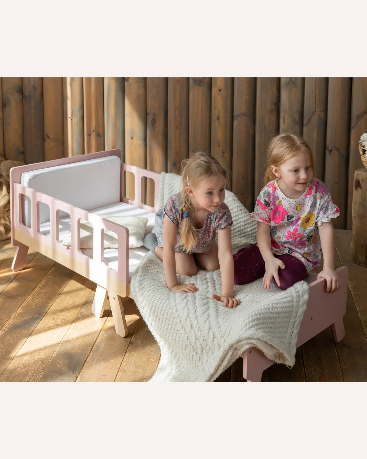 Lit Évolutif Enfant 3-en-1 – Canapé & Lit – Mobilier Montessori pour enfant | Tinitto
