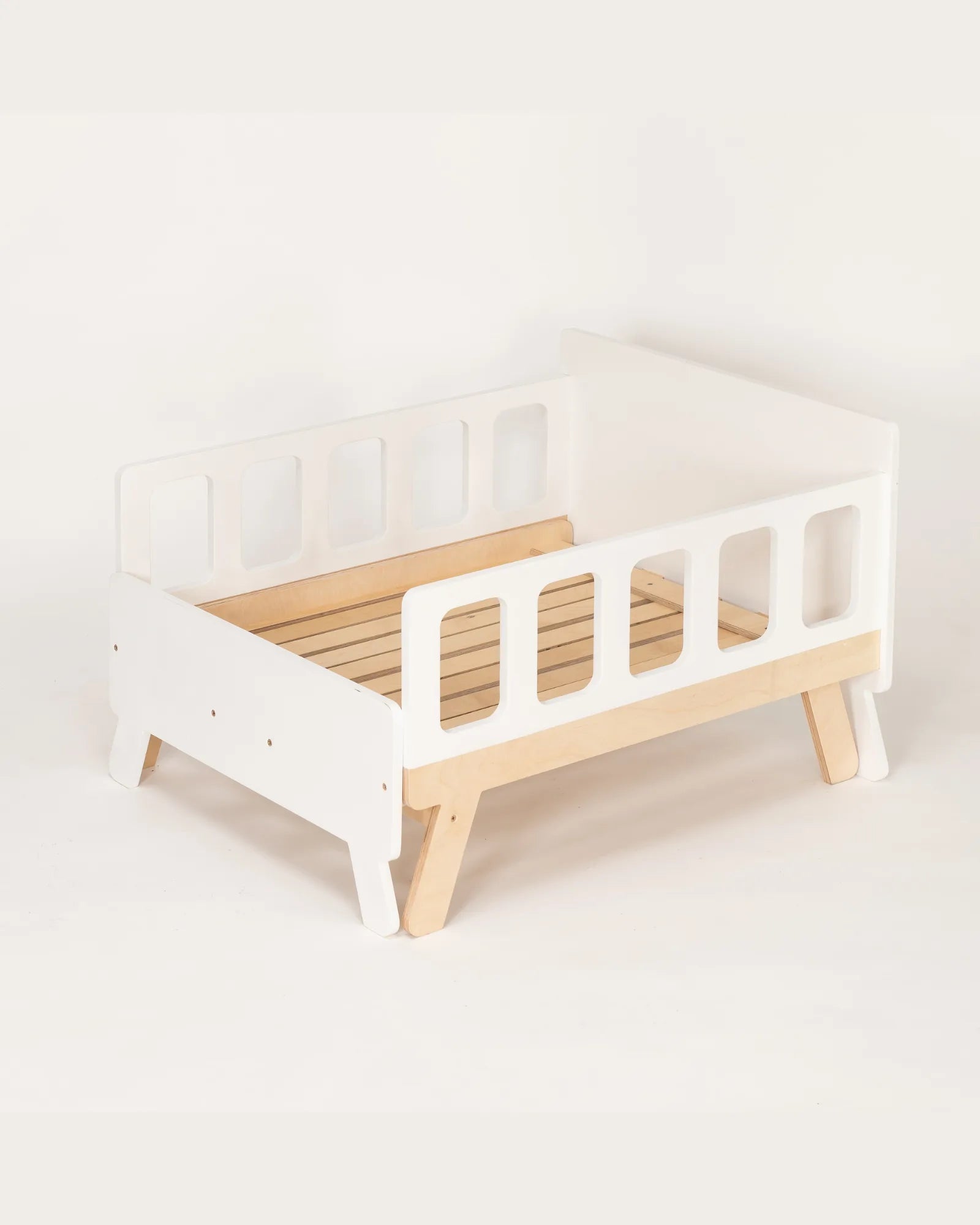 Lit Évolutif Enfant 3-en-1 – Canapé & Lit – Mobilier Montessori pour enfant | Tinitto
