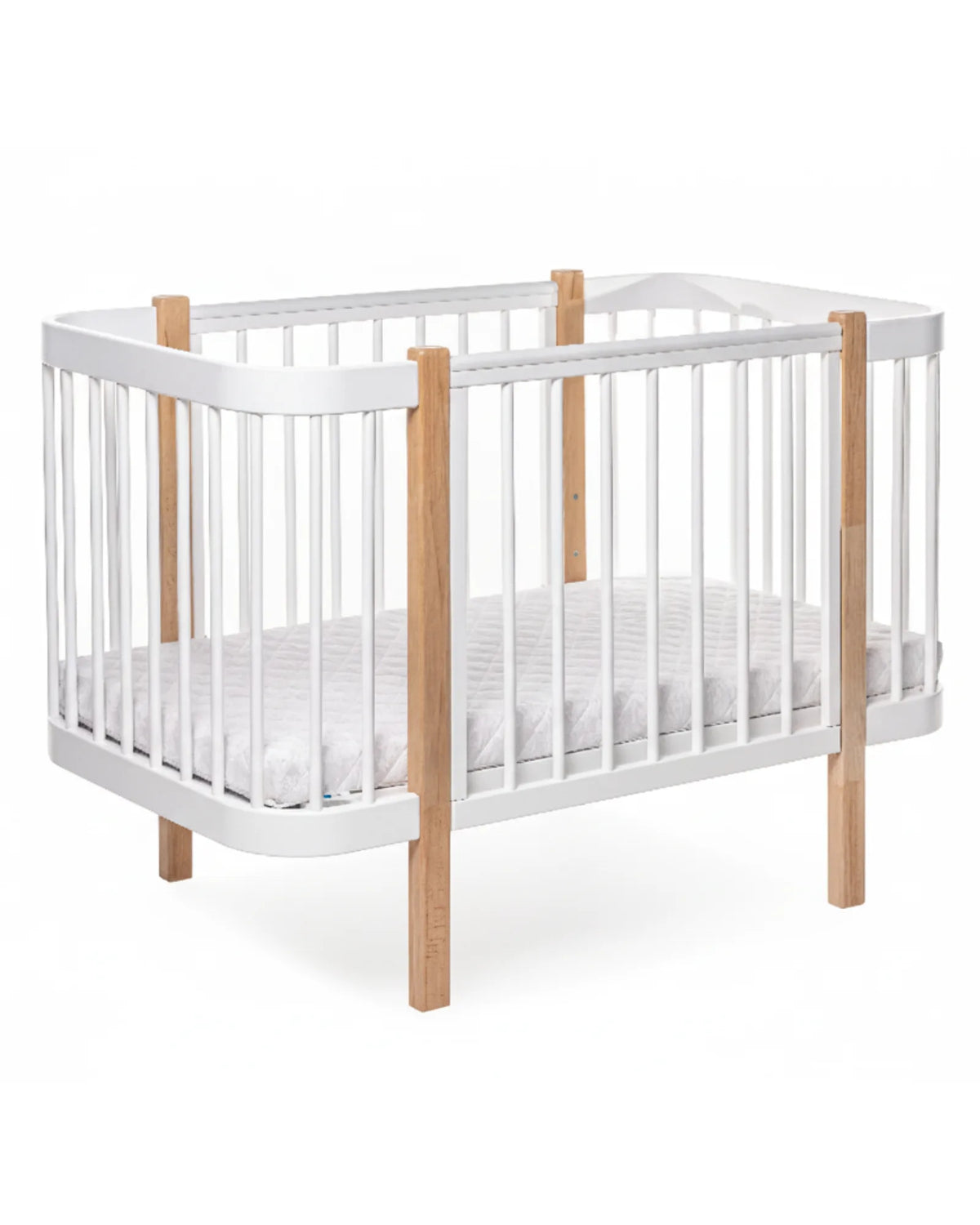Lit bébé évolutif ELIN avec matelas – Hêtre massif | KOTTO