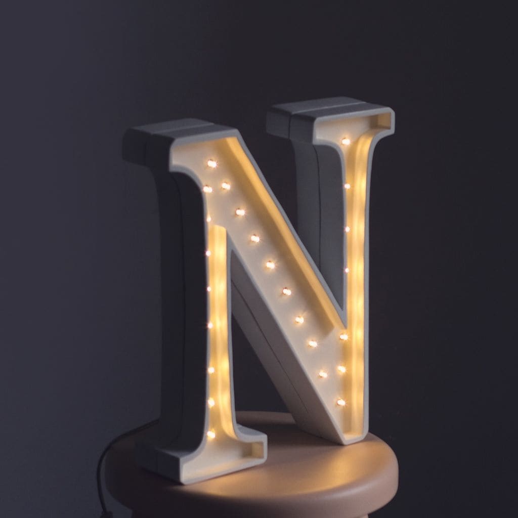 Lampe Lettre Artisanale en Bois – G