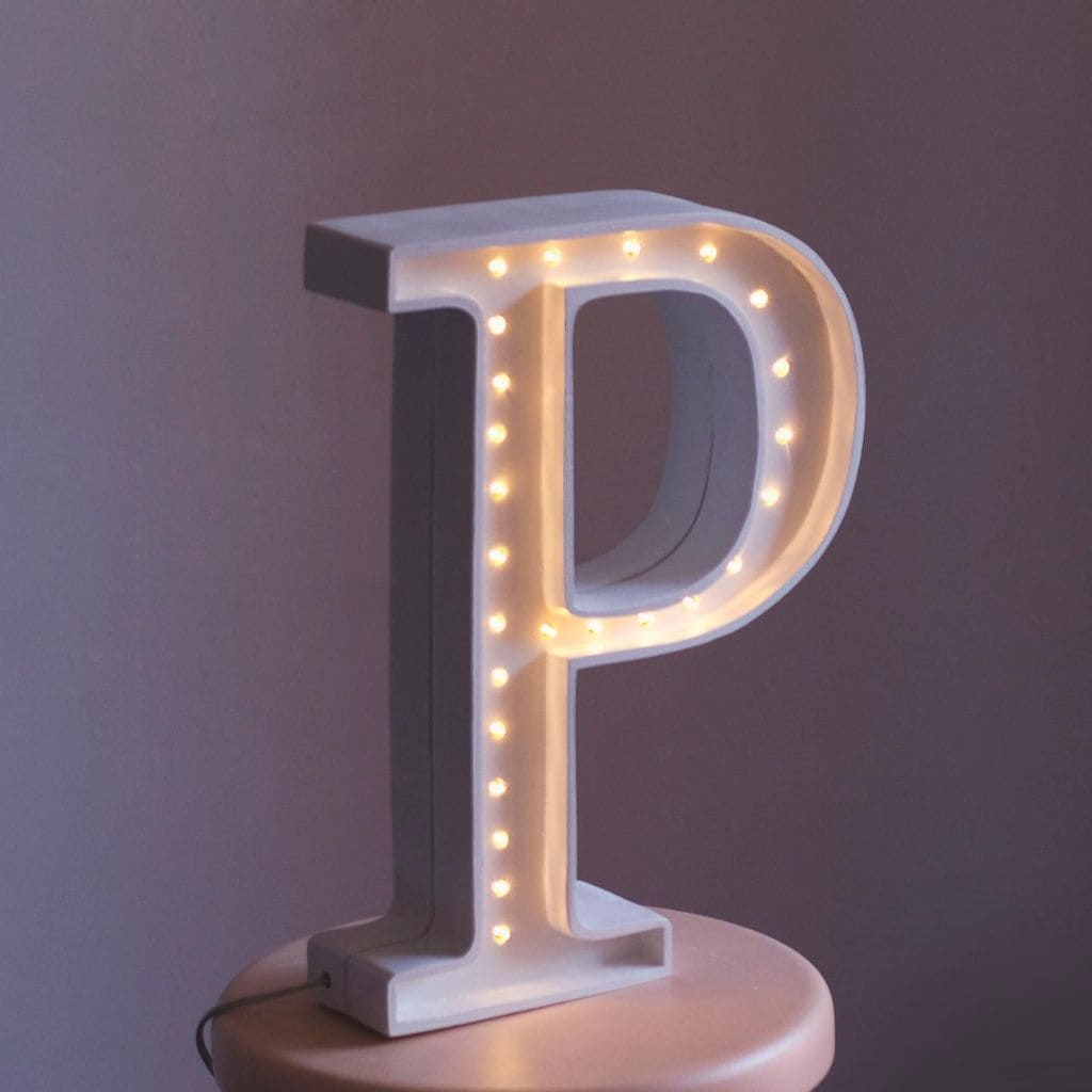 Lampe Lettre Artisanale en Bois – G