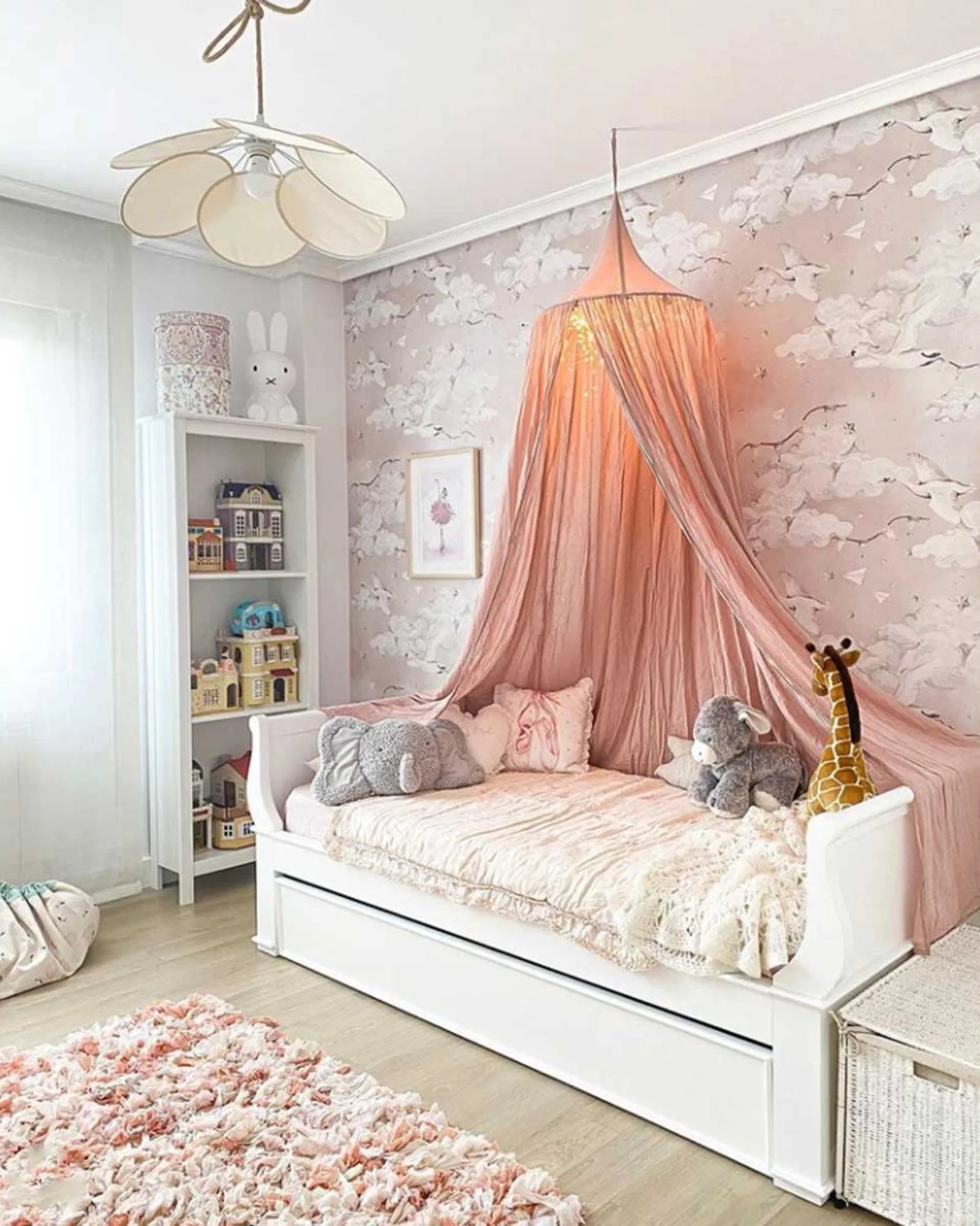 Papier Peint Cygnes Magiques Rose Saumon – Chambre Fille en 100x140cm | Papier Peint Tinitto – Fabrication européenne