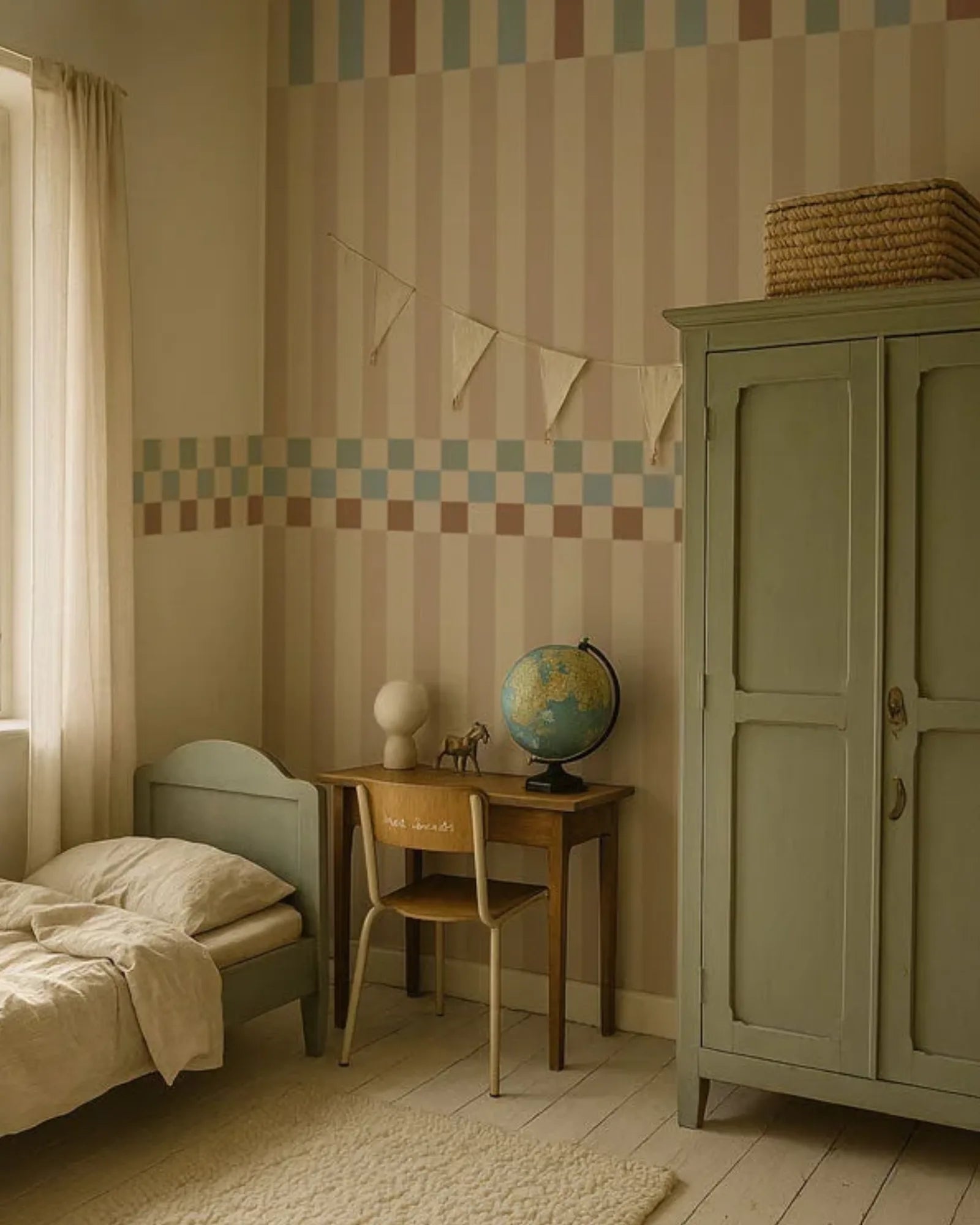 Papier Peint Vintage à Rayures – Couleurs Rétro Nostalgiques – Montessori pour enfant – photo 1