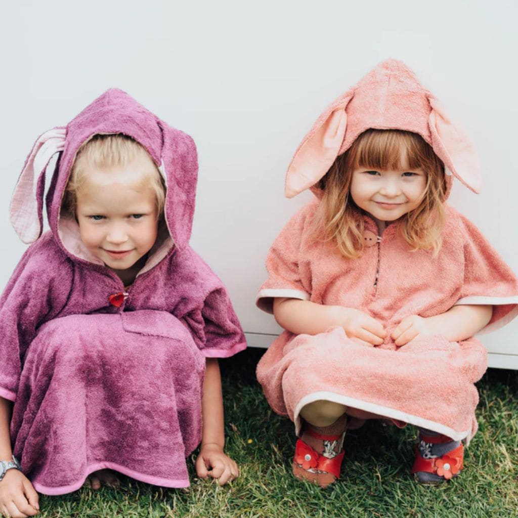 Poncho Enfant Rabbit – Manches Courtes Doux & Pratique