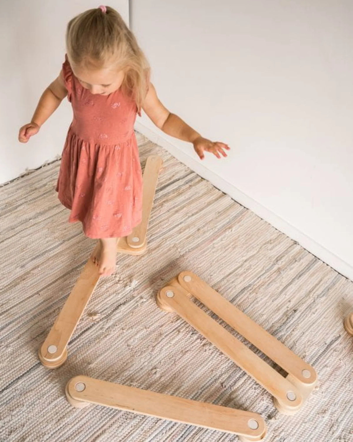 Poutres d'Équilibre en Bois Montessori – Montessori pour enfant – photo 1