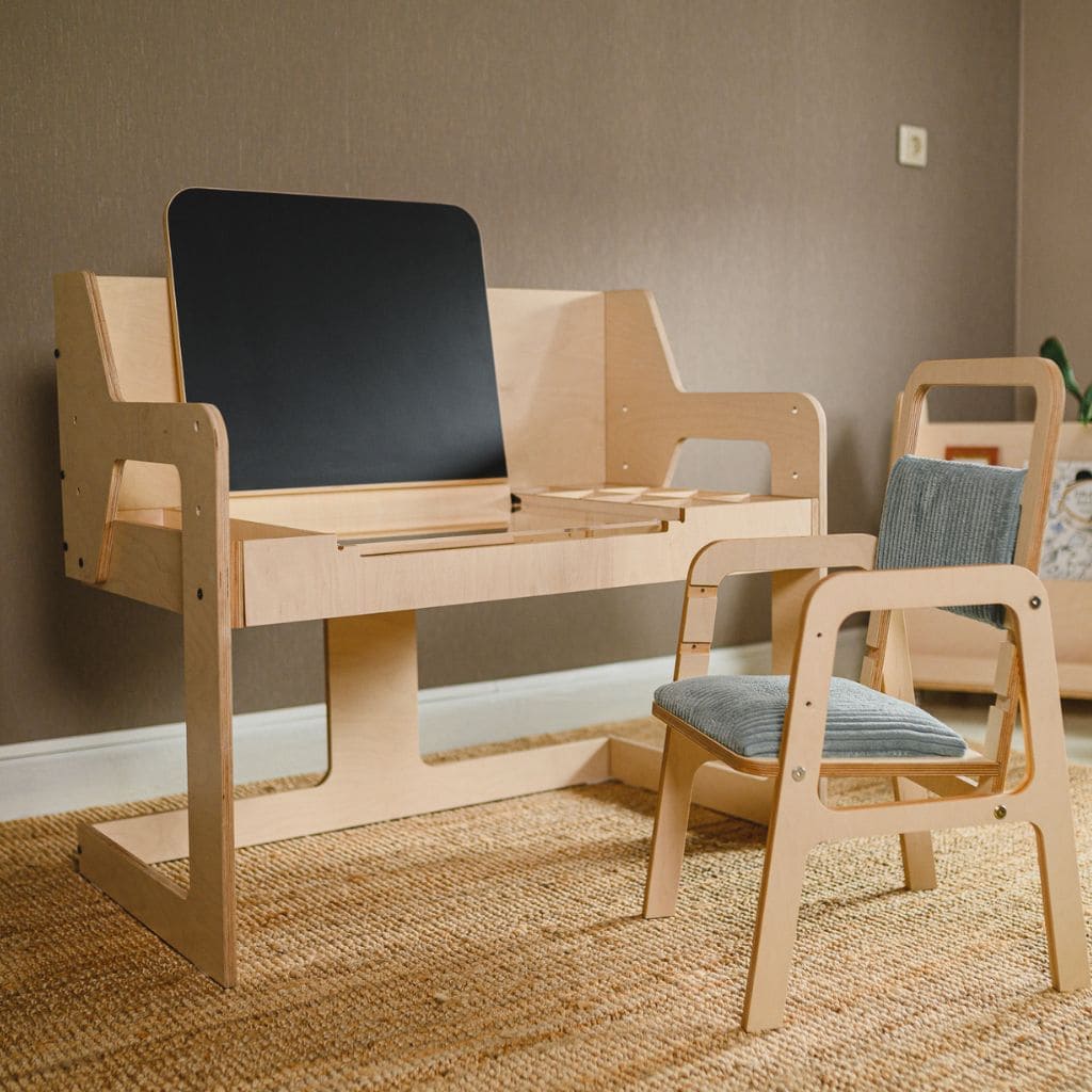 Table/Bureau d'Art Multisensoriel LUULA