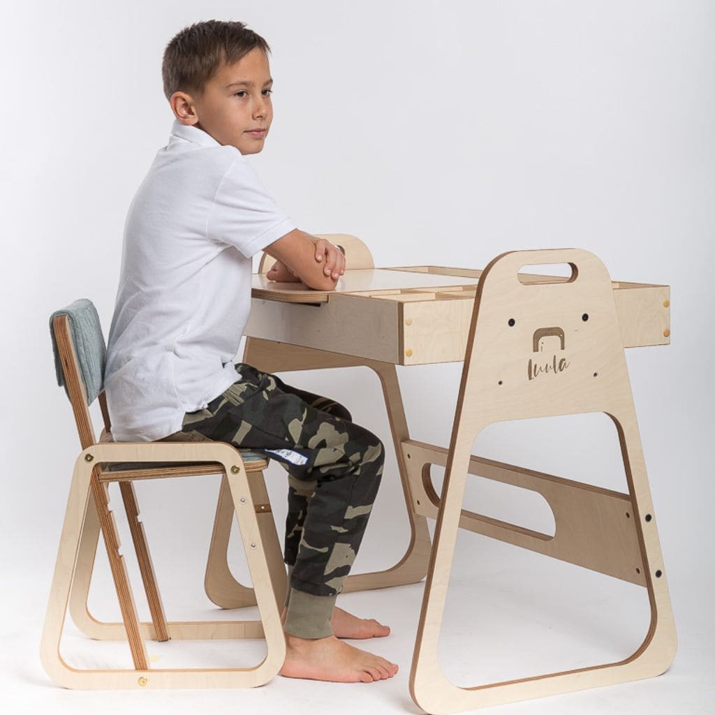 Table Julle Pour l'Art et l'Apprentissage
