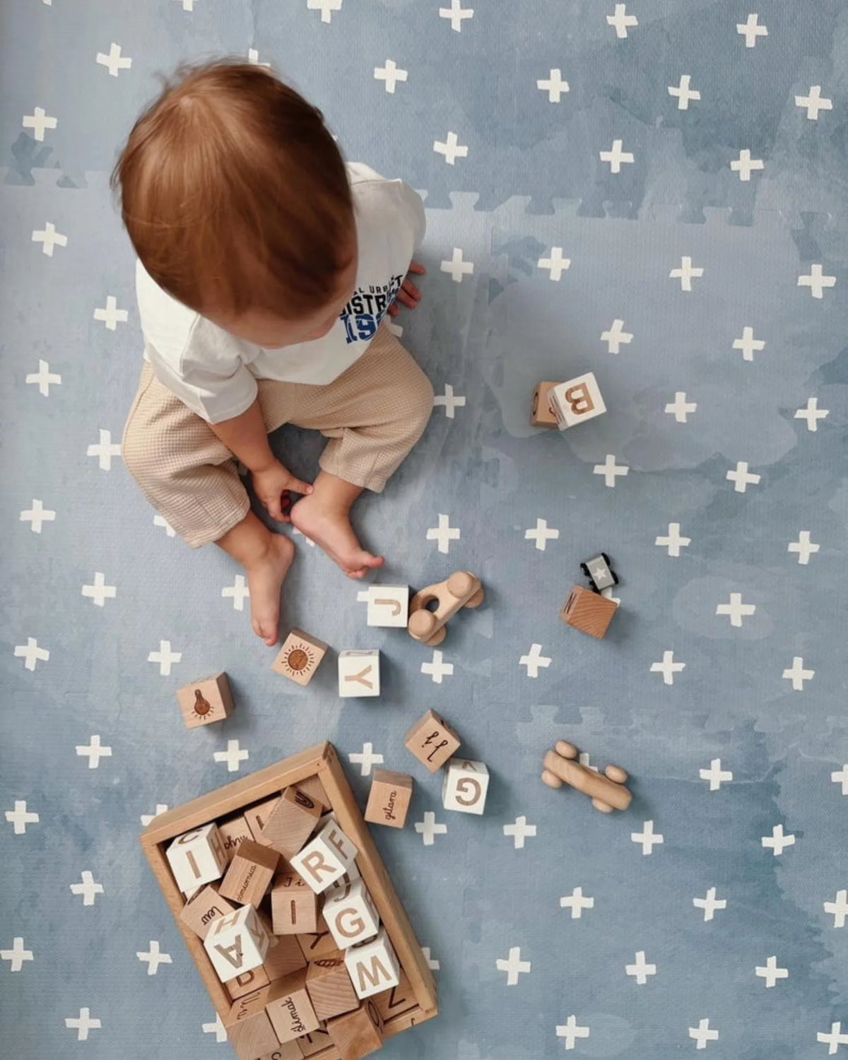 Tapis Puzzle Mousse Cross OLYA KIDS – Azure / Sand | 120×180 cm – Motricité Montessori pour enfant | Tinitto