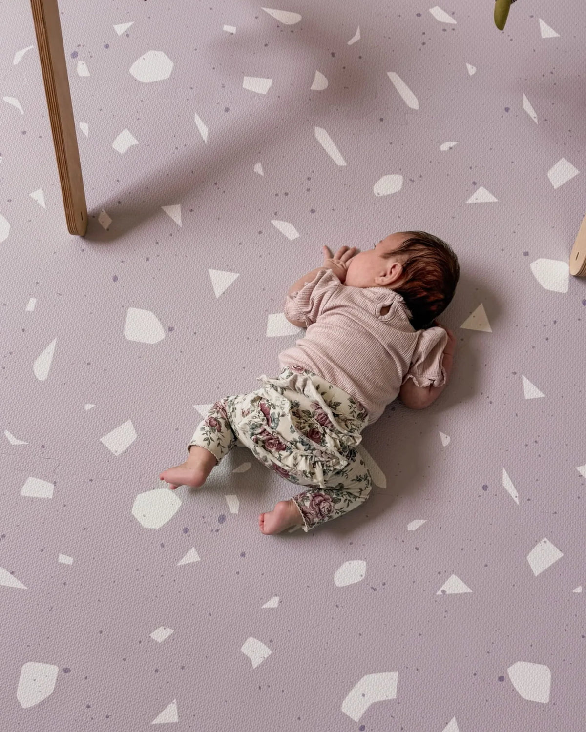 Tapis Puzzle en Mousse – Collection Terrazzo OLYA KIDS – Tapis de jeu Montessori pour enfant | Tinitto