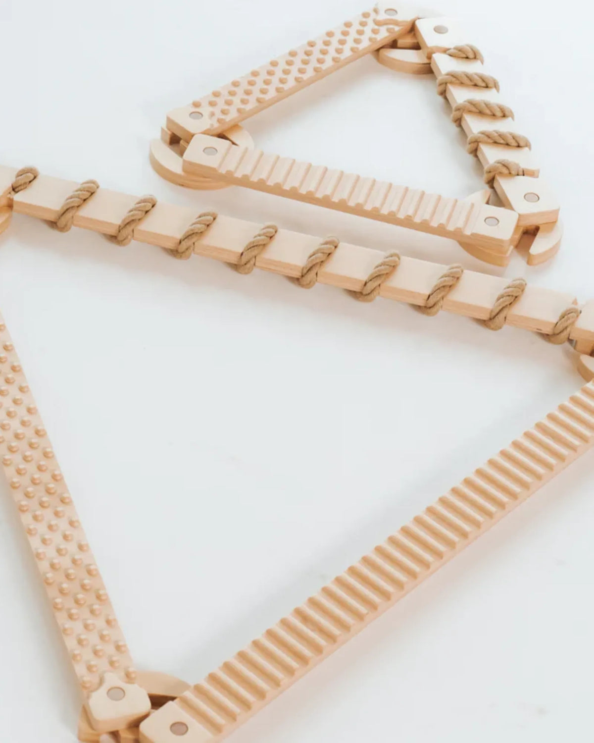 TipiToo® : La poutre d'équilibre sensorielle et modulaire – Montessori pour enfant – photo 9