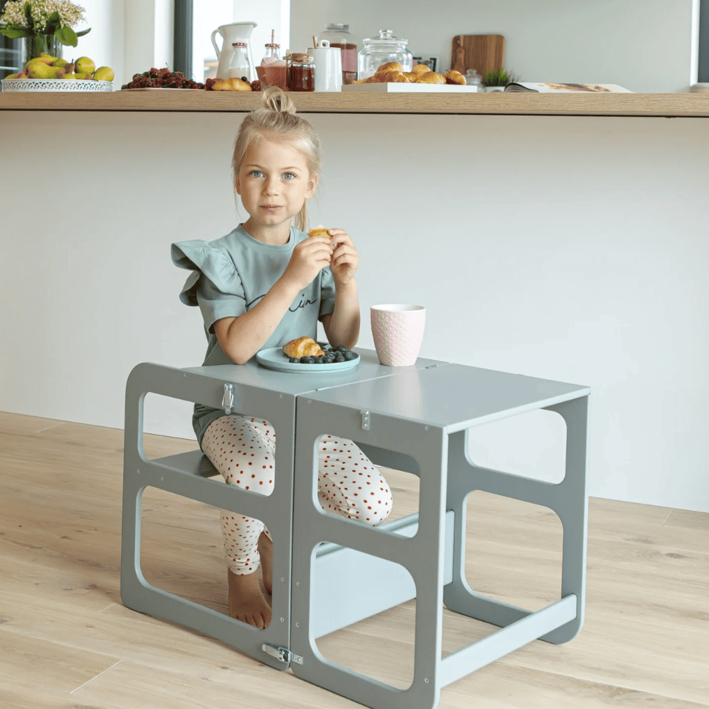 Tour de cuisine 2 en 1 / Table et chaise