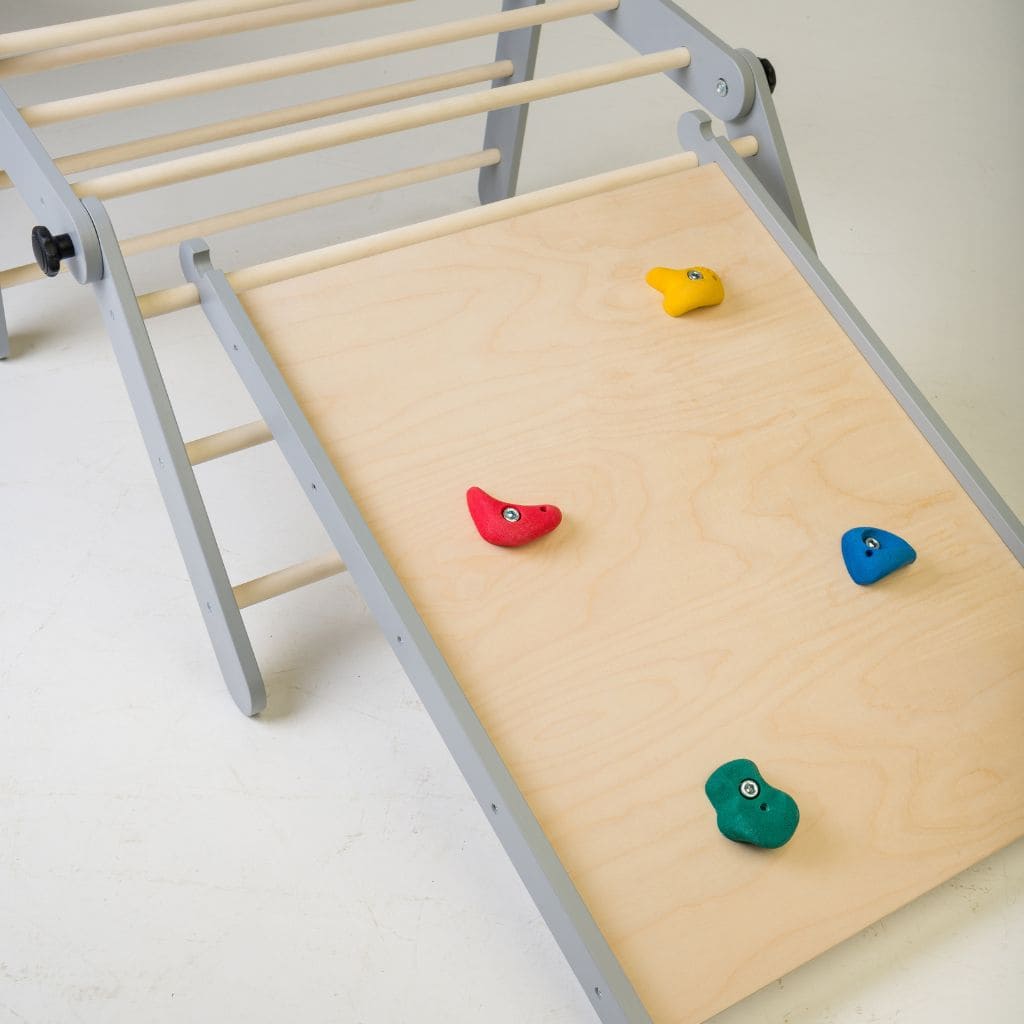 Rampe Réversible pour Triangle de Pikler – Côté Toboggan & Côté Escalade