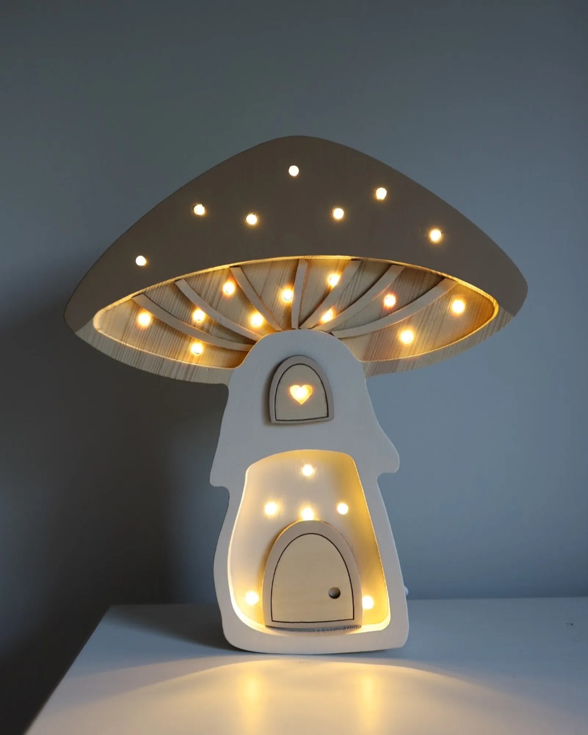 Veilleuse Maison Champignon en Bois de Pin – Montessori pour enfant – photo 1