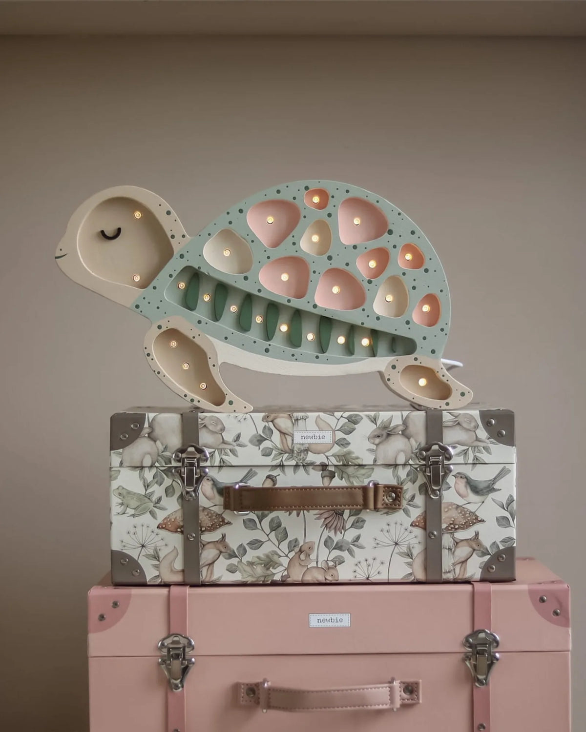 Veilleuse Tortue en Bois de Pin – Montessori pour enfant – photo 7