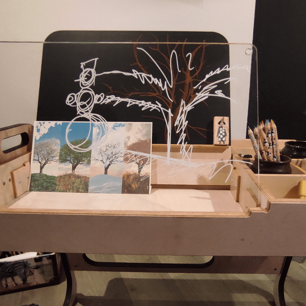 Bureau d'Activités Multisensoriel "Luula" – Table Évolutive (Seule) en | furniture Tinitto – Fabrication européenne