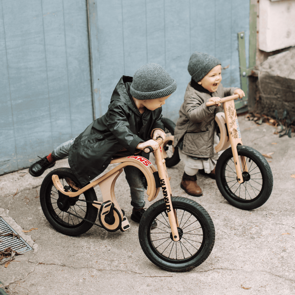 Bicicleta sem pedais evolutiva 3 em 1 em madeira leg&go – Bicicleta infantil leve e resistente em | Motricidade Tinitto – Fabricação europeia