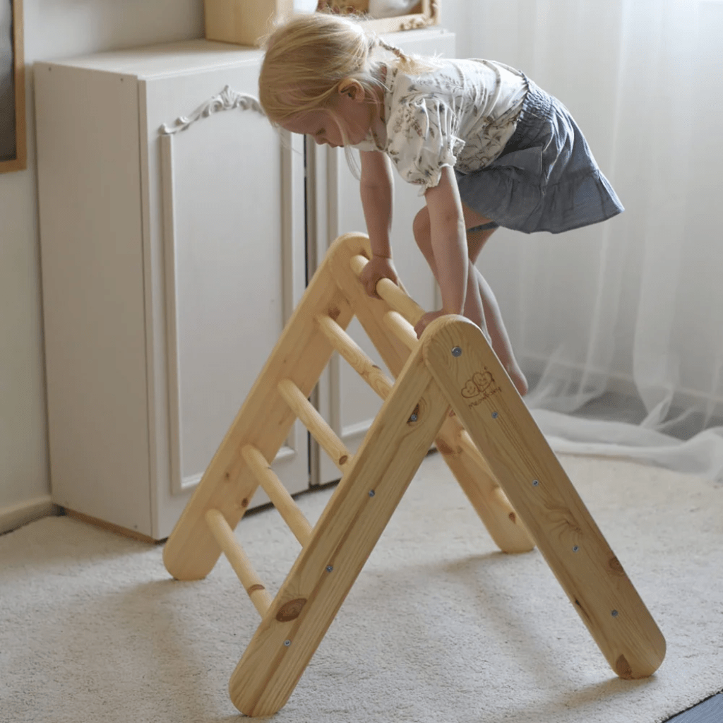Pikler Wooden Climbing Ladder - White | Motricidade Tinitto – Made in Europe