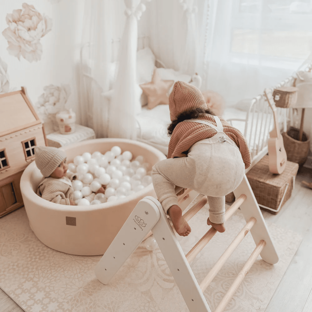 Pikler Wooden Climbing Ladder - White | Motricidade Tinitto – Made in Europe