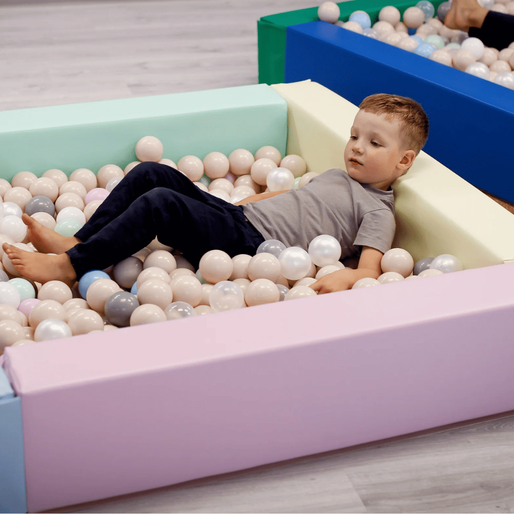 Piscine à Balles Soft Play - Light Pastel en | Motricidade Tinitto – Fabrication européenne