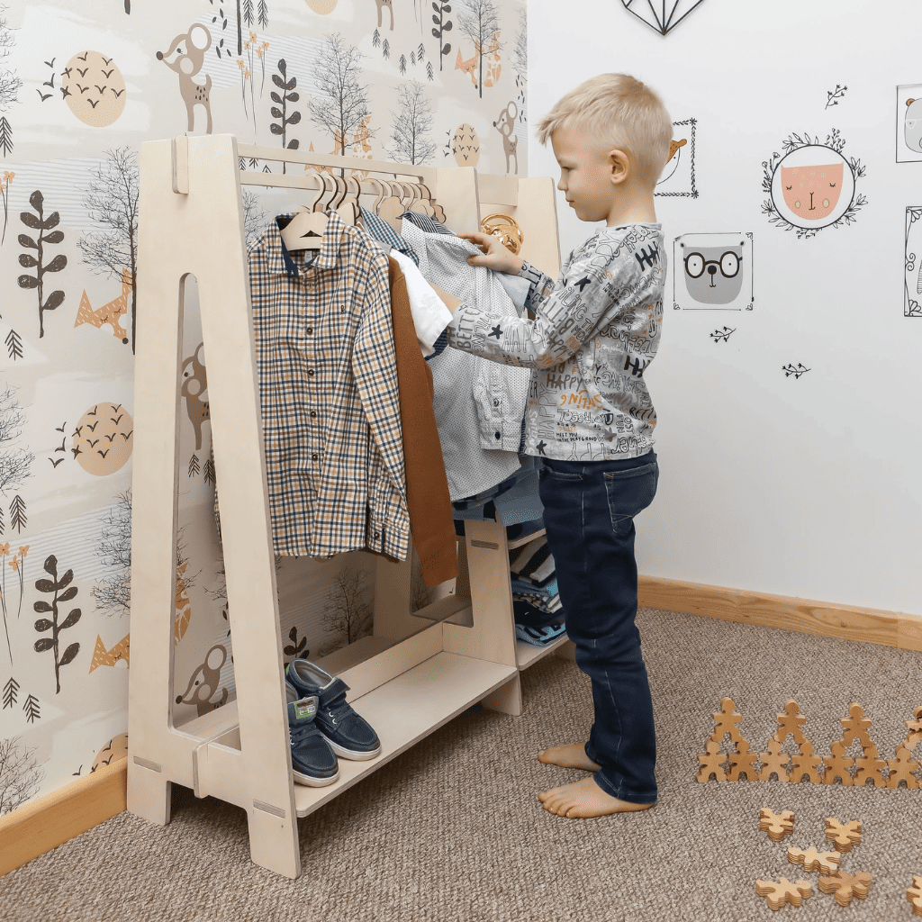 Appendiabiti con ripiani per tutto - Piccoli in bianco | Decoração Tinitto – Produzione europea