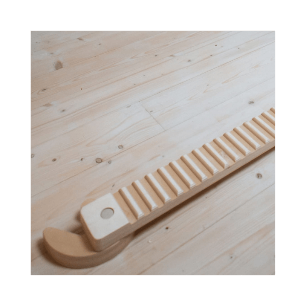 Poutre d'équilibre simple double face avec points TipiToo® Solo en White | Motricidade Tinitto – Fabrication européenne