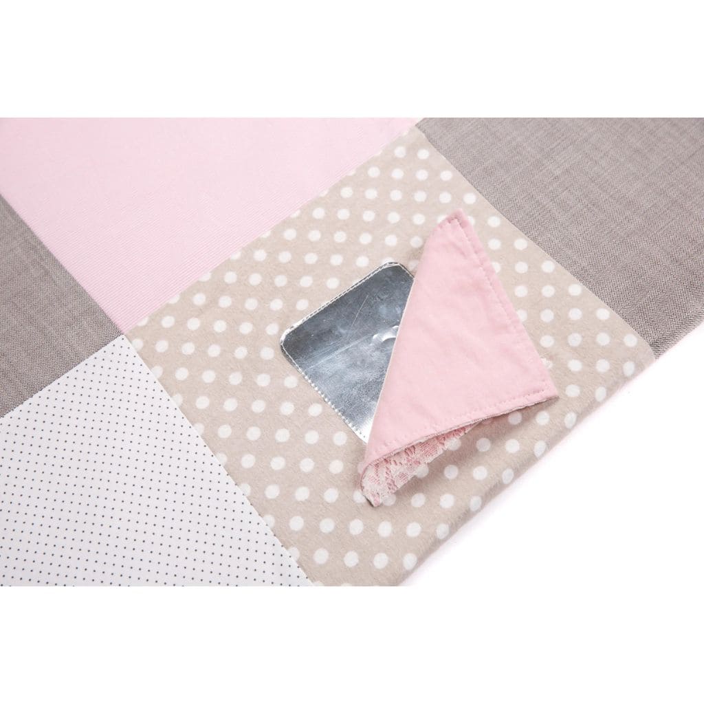 Tapis d’activités bébé en coton bio – Confort & Jeu, 100x100 cm en Pink | toys Tinitto – Fabrication européenne