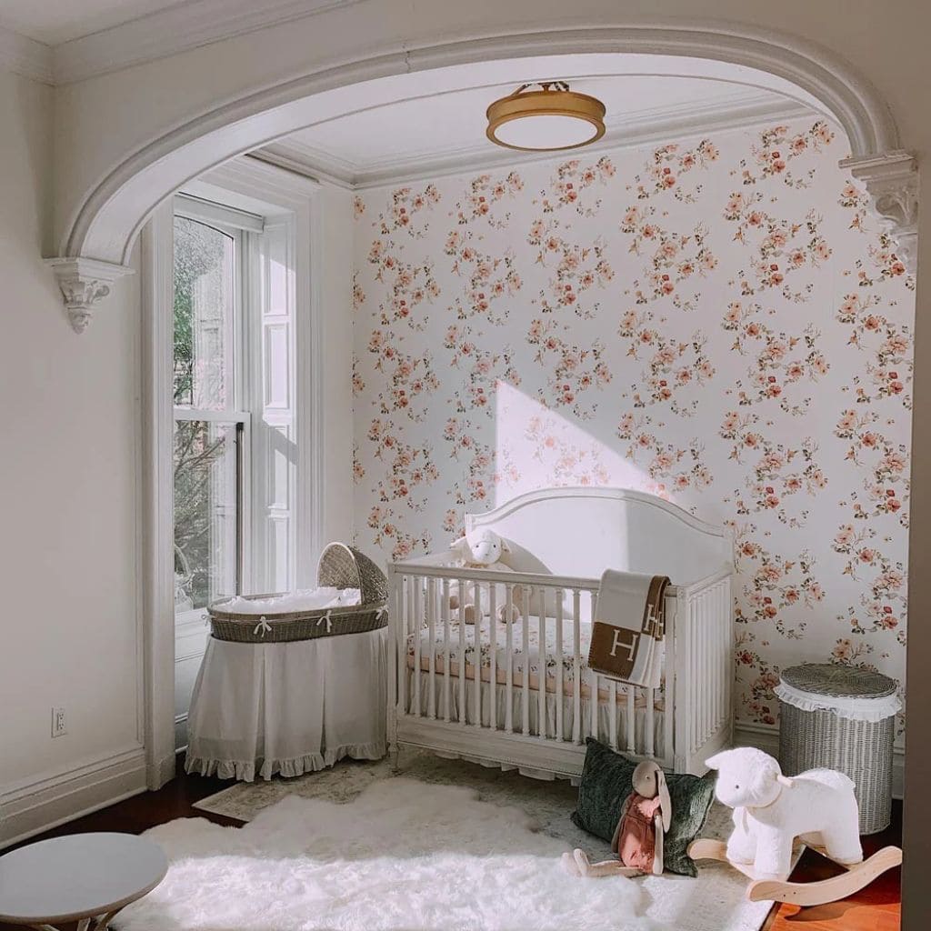 Papier Peint Floral Vintage – Déco Murale Enfant Élégante