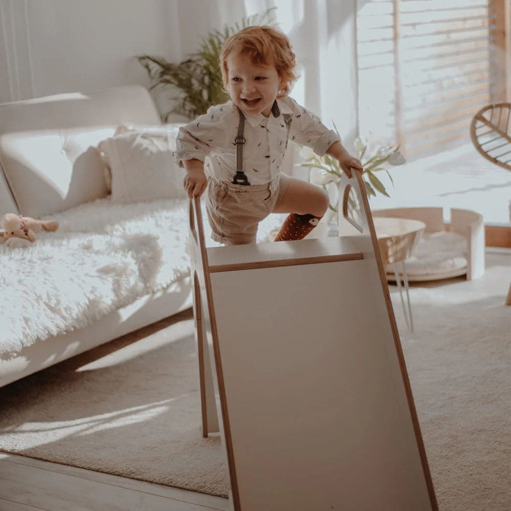 Toboggan Scandinave en Bois pour Enfants
