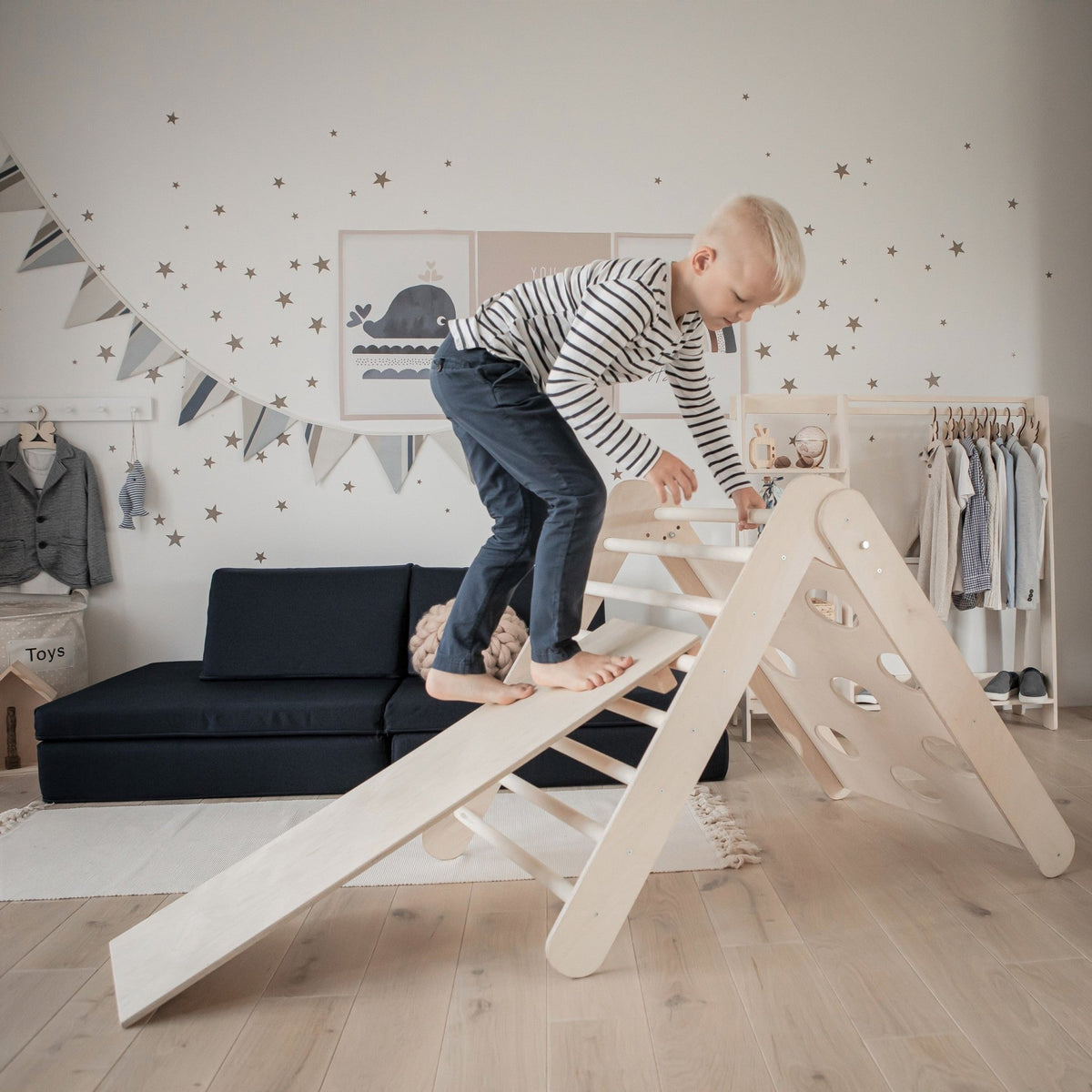 Triângulo de escalada Montessori dobrável 2 em 1 com rampa | Motricidade Tinitto – Fabricação europeia